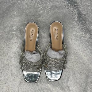 Silver Simmi heels